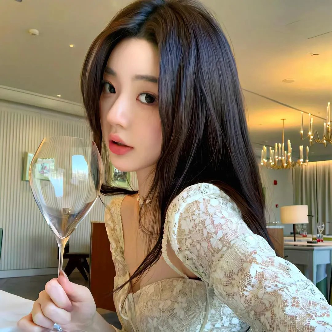 美女蛇岛求生